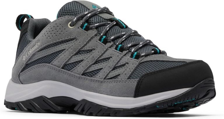 Durable trekking shoes