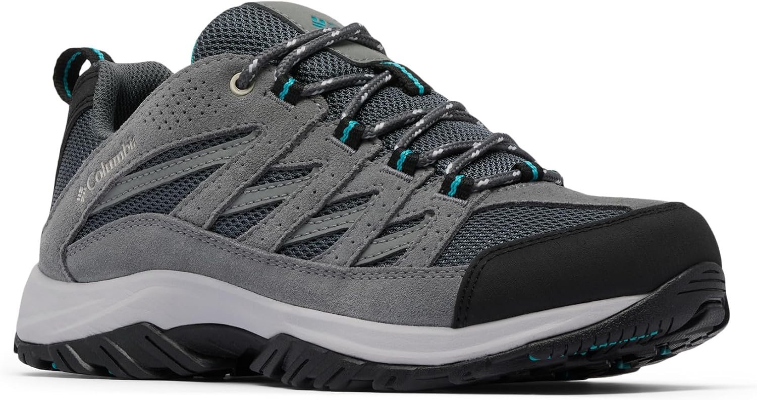Durable trekking shoes