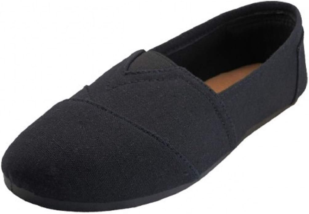 Lightweight canvas shoes