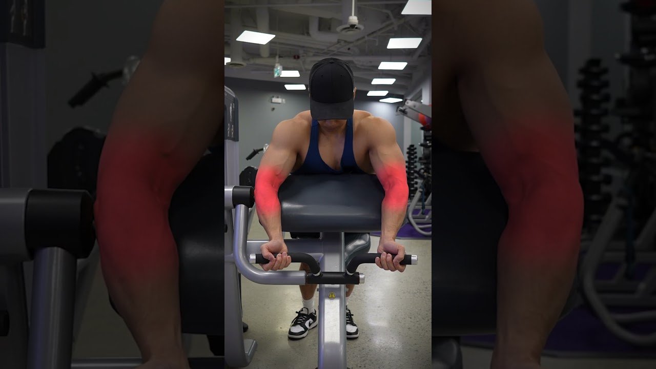Cooling knee pads for pain relief