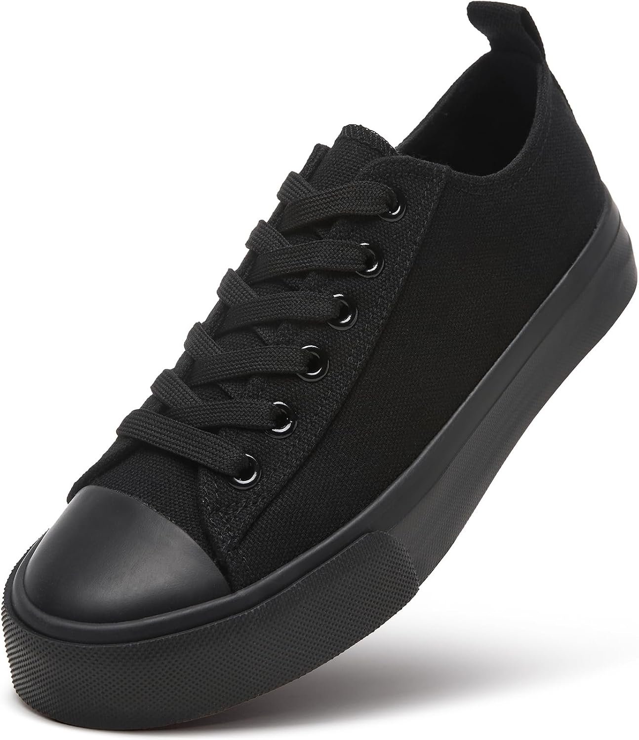 Lightweight canvas shoes